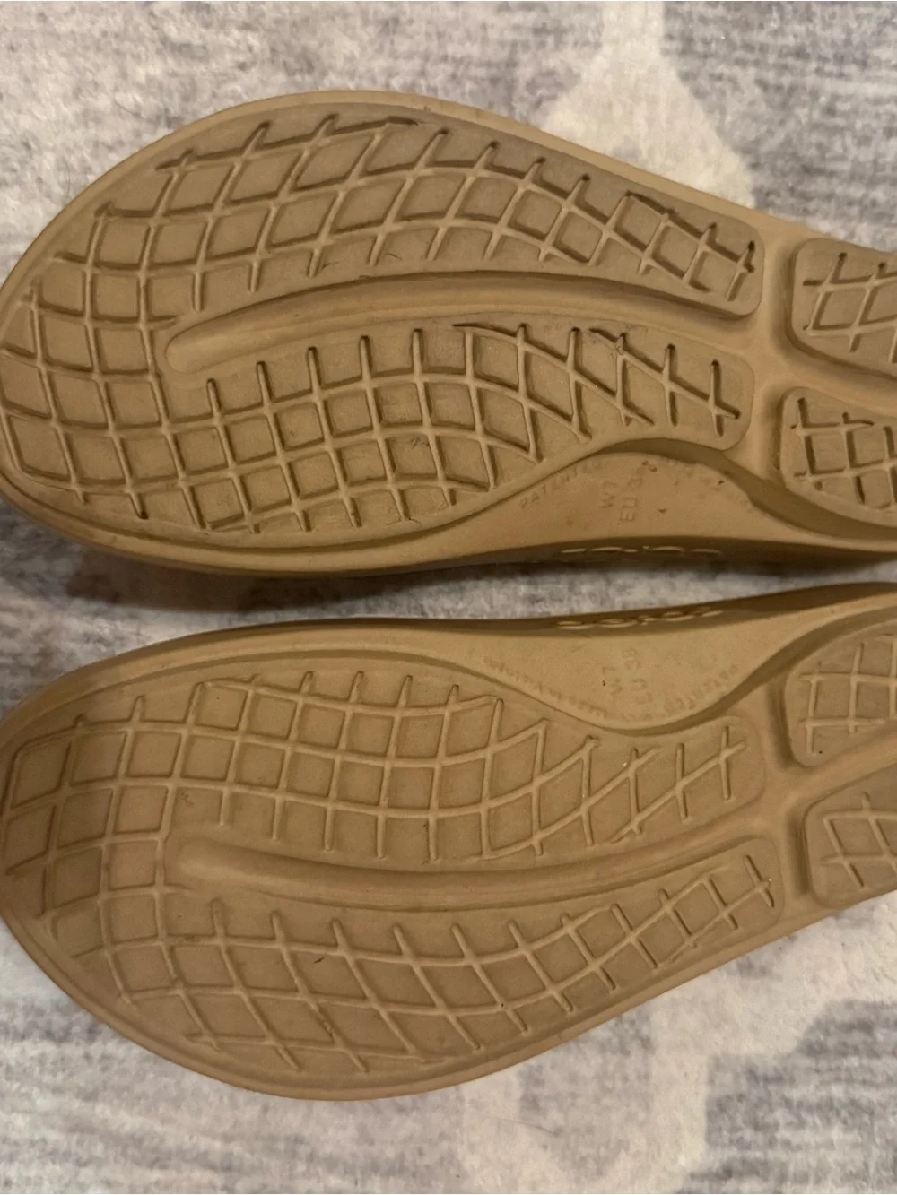 CROCS flip flops